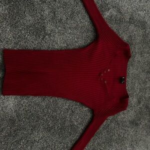 KNITSS V-Neck Ribbed Burgundy Sweater